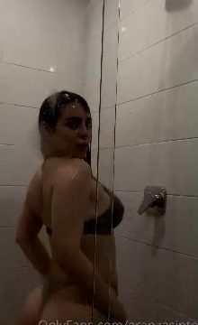 AranzaSinte Shower Best Video Onlyfans Leaked